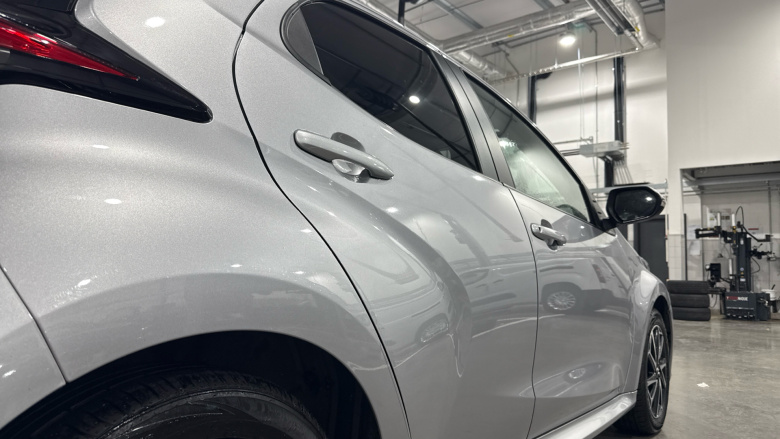 Toyota Yaris 1.5 Hybrid Design 5dr CVT Hybrid Hatchback